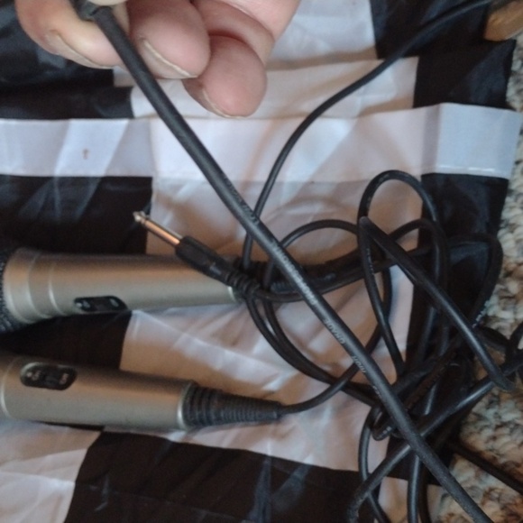 CES high grade professional mic pair - Picture 2 of 2